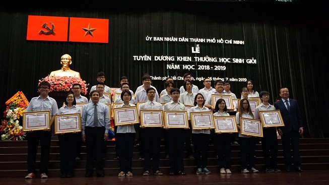 TP.HCM tổ chức tuyên dương học sinh giỏi năm học 2018-2019.