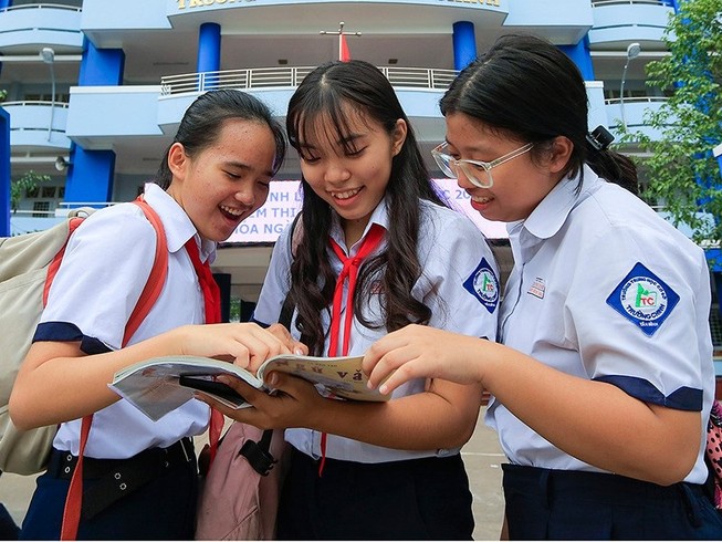 Học sinh tham dự kỳ thi tuyển sinh vào lớp 10 năm 2020. Ảnh: NGUYỆT NHI