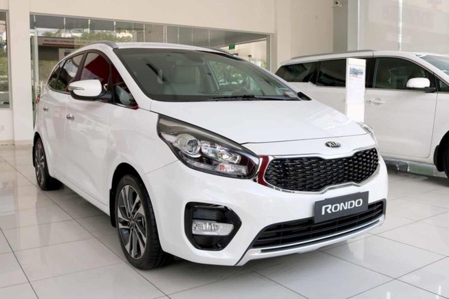 Bảng giá xe Kia tháng 4: Mua xe được tặng bảo hiểm và camera
