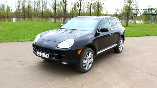 Hơn 90.000 xe Cayenne và Panamera bị triệu hồi lỗi hộp số