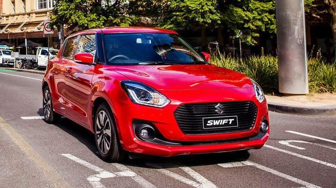 Suzuki Swift giảm giá mạnh cạnh tranh cùng đối thủ