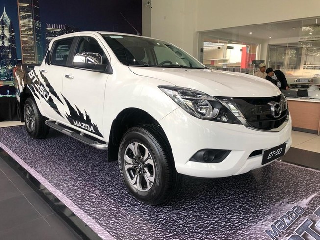 Chọn xe nào trong 6 mẫu bán tải tại Việt Nam?