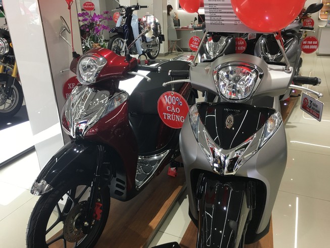 Người dùng Việt thiệt hại khi mua xe Honda SH giá chênh lệch