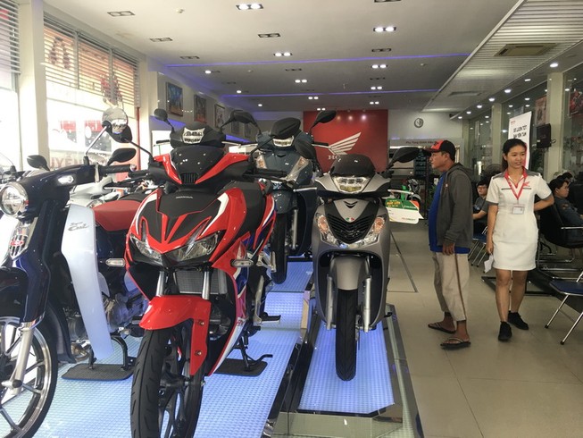 Bảng giá xe máy Honda mới nhất: Winner X bất ngờ giảm giá