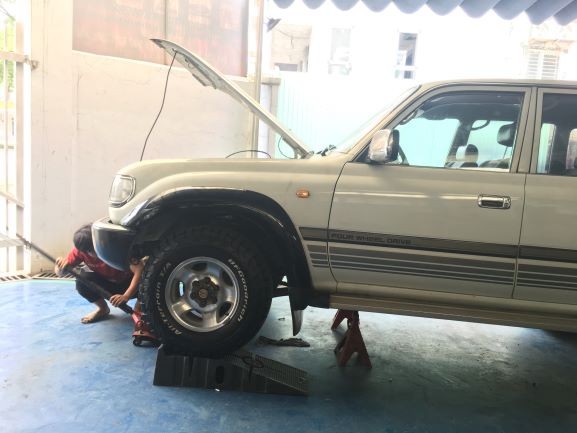 Làm gì để tránh bị 'chặt chém' khi bảo dưỡng xe dịp cận tết