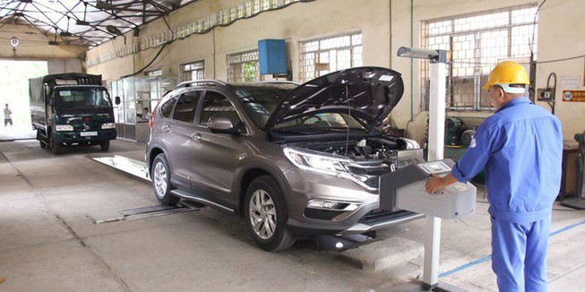 Ô tô 'quên' đăng kiểm bị tăng mức phạt khủng