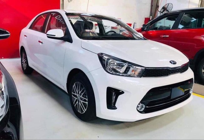 Giá lăn bánh kèm khuyến mãi xe Kia Soluto mới nhất