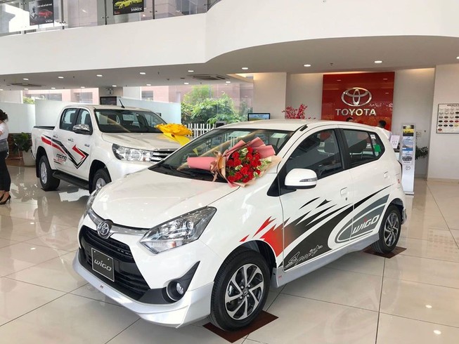 Bảng giá xe Toyota tháng 5: Fortuner ưu đãi hơn 100 triệu đồng