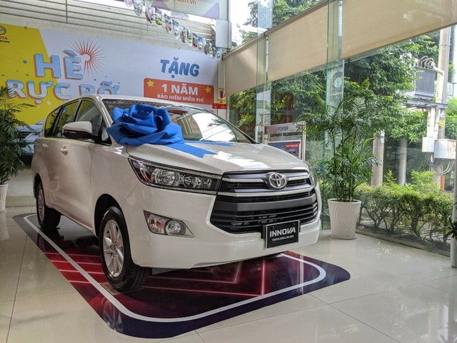 Doanh số phân khúc MPV: Toyota Innova dần đuối sức