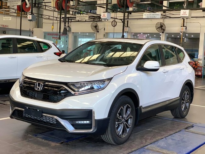 Giảm 100% lệ phí trước bạ, có xe giảm đến 375 triệu đồng