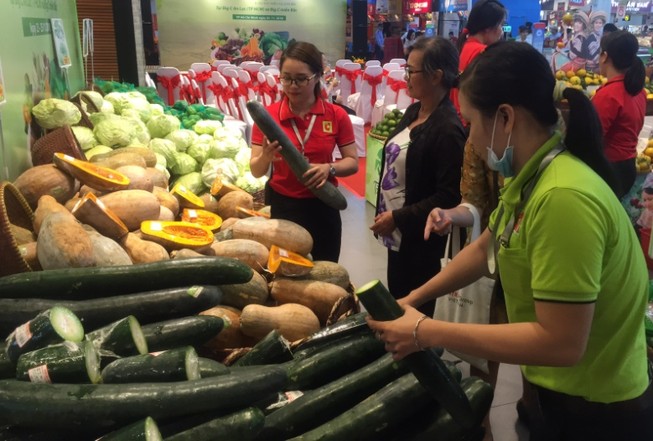 Tha hồ mua đặc sản 'độc, lạ' Tây Bắc tại TP.HCM
