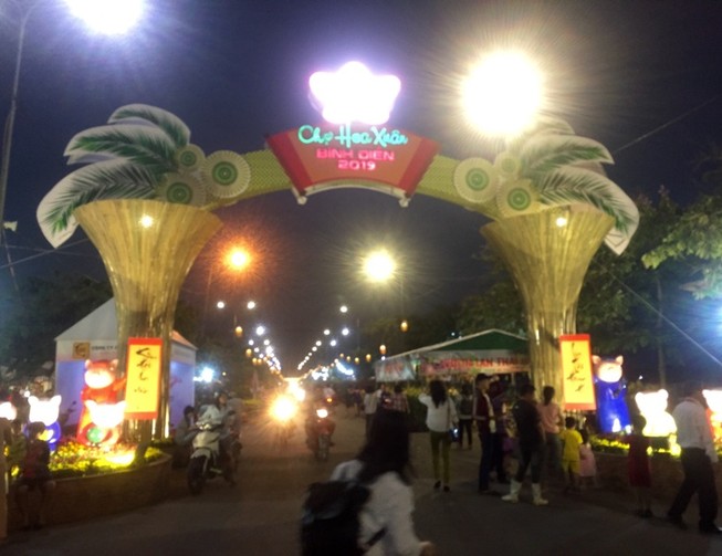 Khai mạc Chợ hoa xuân Bình Điền 2019