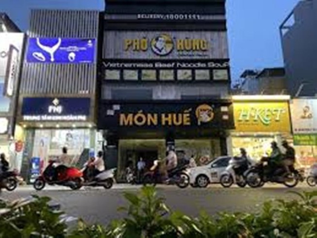 Nhà đầu tư ngoại Món Huế nghi ngờ thân phận bà KH