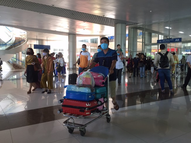 Hủy vé đến vùng chưa có dịch, nhiều khách không được hoàn tiền