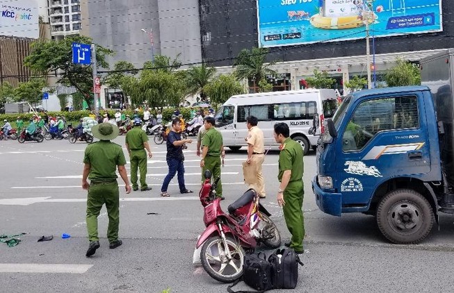 Tai nạn chết người gần siêu thị ở quận 2