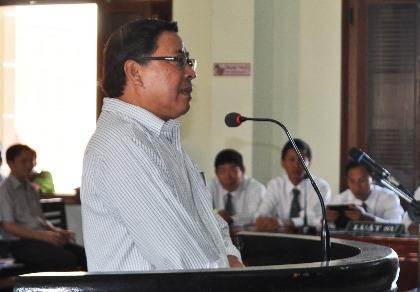 Nguyên chủ tịch huyện Đông Hòa bị đề nghị 12-13 năm tù