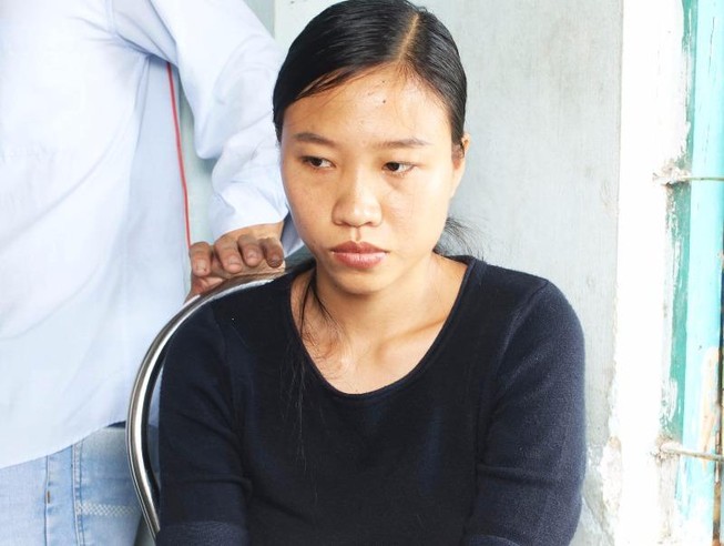 Bắt một 'đại lý' cỏ Mỹ lớn ở Khánh Hòa
