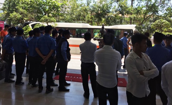 Căng thẳng 'xiết nợ' bất thành tại KS bán căn hộ trái phép