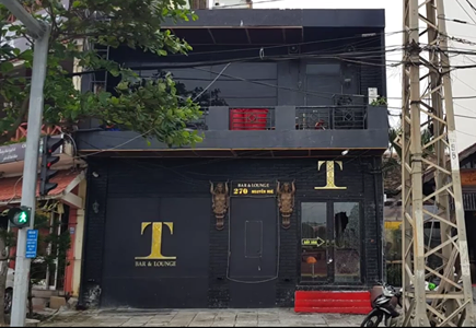 Nổ súng hỗn chiến trong quán bar làm 3 người bị thương