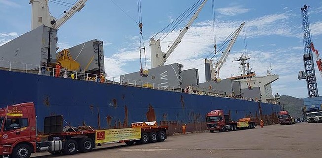 Vinalines mua lại 75% cổ phần cảng Quy Nhơn bán sai quy định