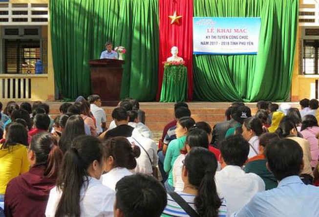 Khởi tố phó giám đốc Sở Nội vụ Phú Yên vụ lộ đề thi công chức