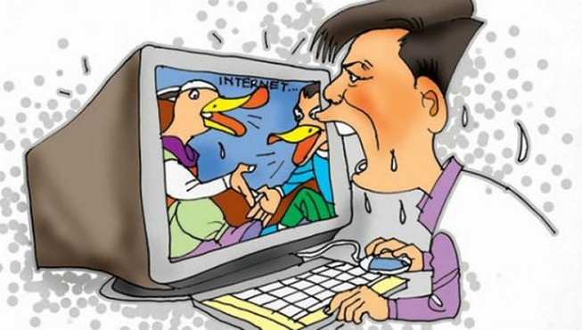 Phạt 5 người đăng thông tin sai về COVID-19 trên Facebook