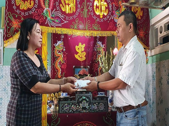 Trợ giúp gia đình thanh niên hiến giác mạc 85 triệu đồng