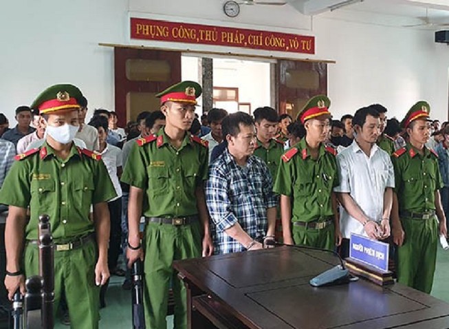 Xử vụ đánh bạc có tới 63 bị cáo ở Phú Yên