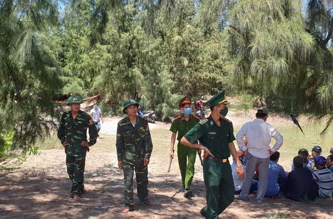 Tìm thấy thi thể bé gái 13 tuổi sau cuộc gọi kêu 'cứu em'