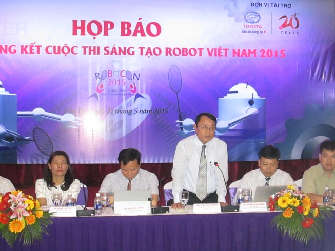 Lần đầu tiên tổ chức thi Robocon Việt Nam 2015 tại TP Cần Thơ