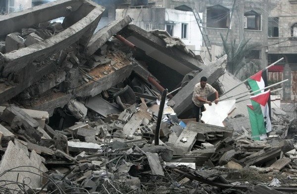 Israel trả đũa trên dải Gaza sau khi bị bắn 2 quả rocket
