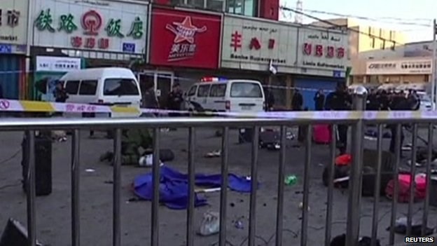 Trung Quốc: một tháng càn quét, 380 kẻ khủng bố sa lưới
