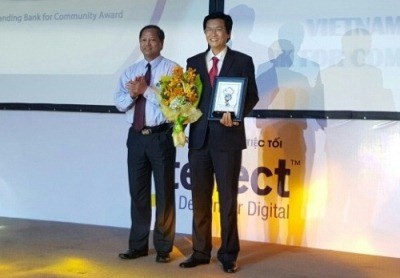 Agribank nhận giải thưởng 'Ngân hàng vì cộng đồng năm 2015'