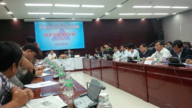Bí thư Đà Nẵng Nguyễn Xuân Anh lý giải về 12 lô đất ven biển