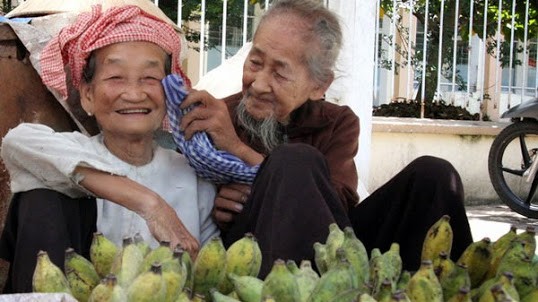“Với ba, ngày nào cũng là 8-3 của má”