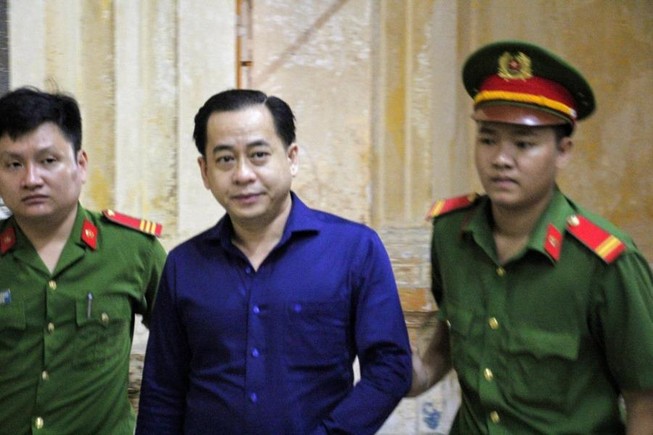 Vũ nhôm và 2 cựu thứ trưởng Công an ra tòa ngày cận Tết