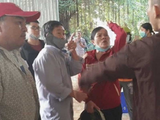 Công an làm việc ba người trong vụ xô xát ở Tịnh thất Bồng Lai