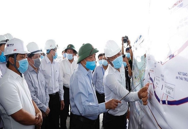 Thủ tướng: Cuối 2020 phải thông cao tốc Trung Lương - Mỹ Thuận