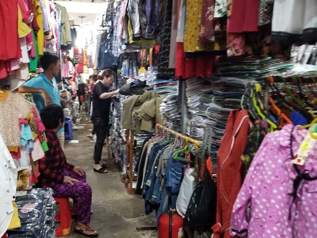 Quản lý thị trường nhận sai nhưng 'không thể trả tiền cho dân'