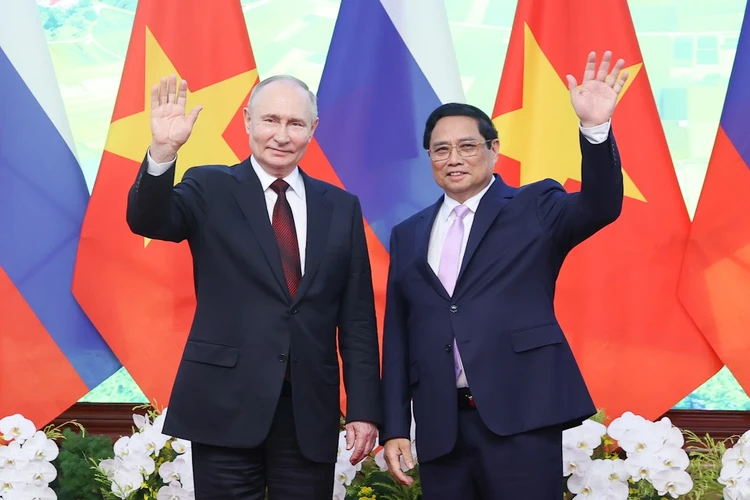 Thủ tướng Phạm Minh Chính hội kiến Tổng thống Nga Vladimir Putin có chuyến thăm cấp Nhà nước tới Việt Nam ngày 20-6-2024. Ảnh: VGP doi-moi-sang-tao-tang-toc-but-pha-dua-dat-nuoc-vung-buoc-tien-vao-ky-nguyen-vuon-minh-thu-tuong-pham-minh-chinh-nga.jpg