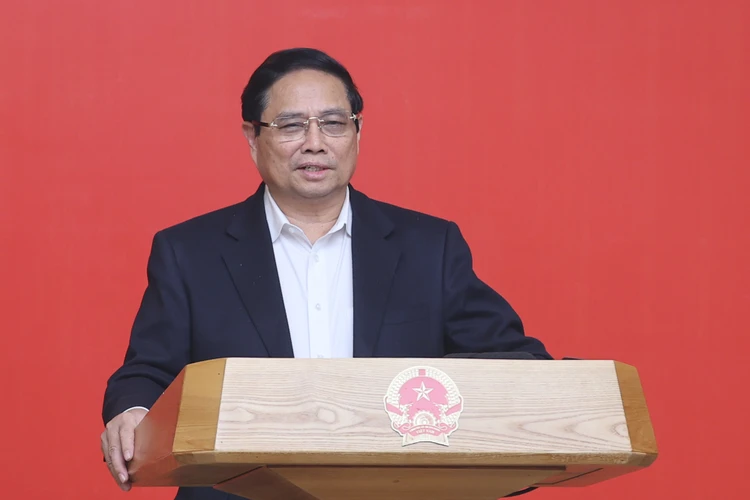 Thủ tướng Phạm Minh Chính phát biểu tại hội nghị. Ảnh: VGP cong-bo-quyet-dinh-thanh-lap-cac-doan-kiem-tra-doi-voi-dang-uy-chinh-phu-dang-uy-quoc-hoi-thu-tuong-pham-minh-chinh.jpg
