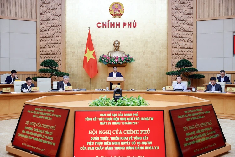 Bộ Nội vụ cho hay đến nay đã cơ bản hoàn thành phương án sắp xếp, tinh gọn bộ máy để báo cáo Chính phủ trình Bộ Chính trị, Ban Chỉ đạo Trung ương. Ảnh: NHẬT BẮC