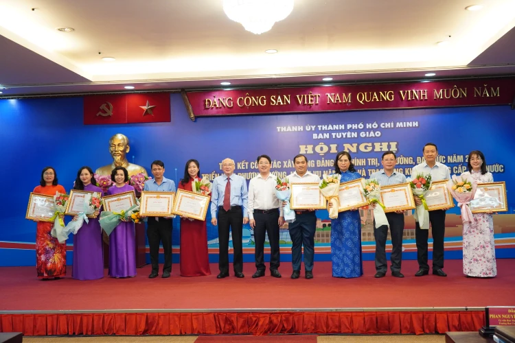 ban-tuyen-giao-tphcm4.JPG