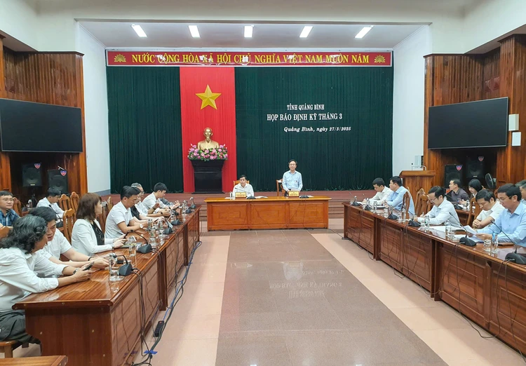 lay-y-kien-cua-nguoi-dan.jpg