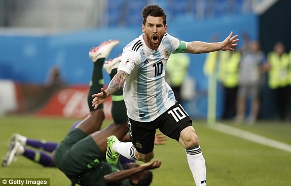 Vòng knock-out World Cup 2018: Chờ Messi 'đấu' Ronaldo - ảnh 1