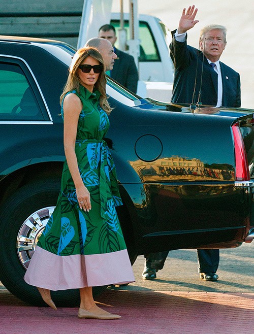 'Bộ sưu tập thời trang' của bà Trump khi công du châu Á - ảnh 3