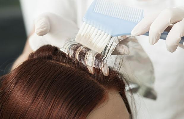 4 sản phẩm chăm sóc tóc không nên dùng ở tuổi trung niên - ảnh 2