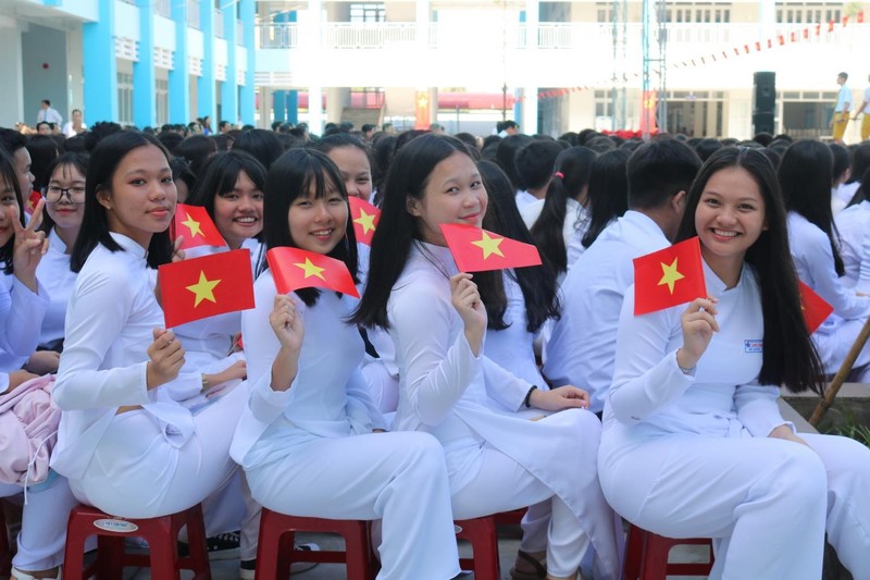 Cần sửa thông tư khen thưởng, kỷ luật học sinh 'già cỗi' - ảnh 1