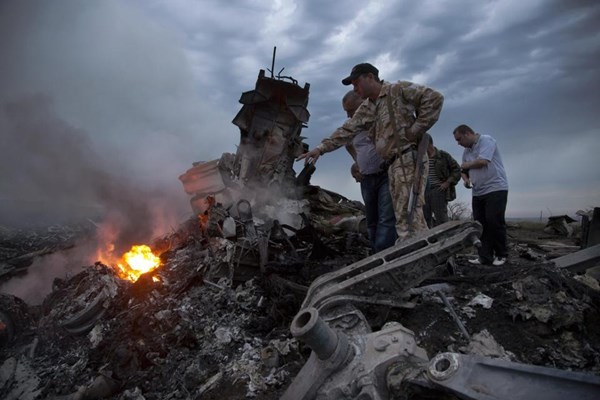 Xung đột tại Ukraine sẽ diễn biến ra sao sau thảm kịch MH17? - ảnh 2