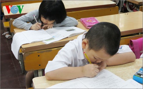 Giáo dục Tiểu học có thể đi xuống nếu chỉ đổi mới theo hình thức - ảnh 1